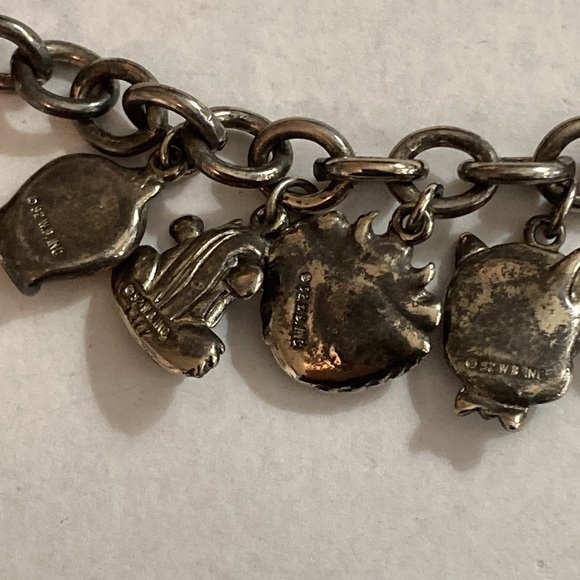 1992 Warner Brothers Silvertone Cartoon Character Character Charm Bracelet - Picture 7 of 8